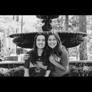 Meet your Posher, Aoife